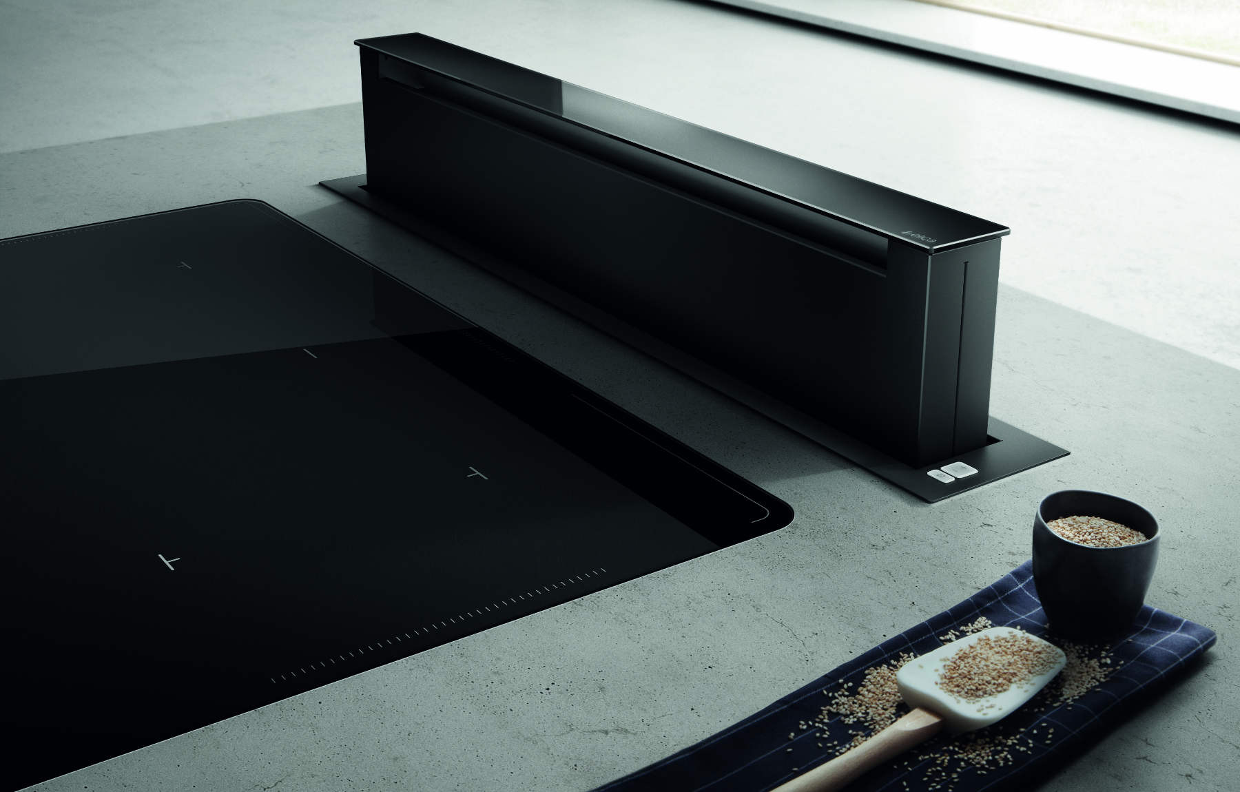 elica Hotte plan de travail 90cm 680m³/h inox elica